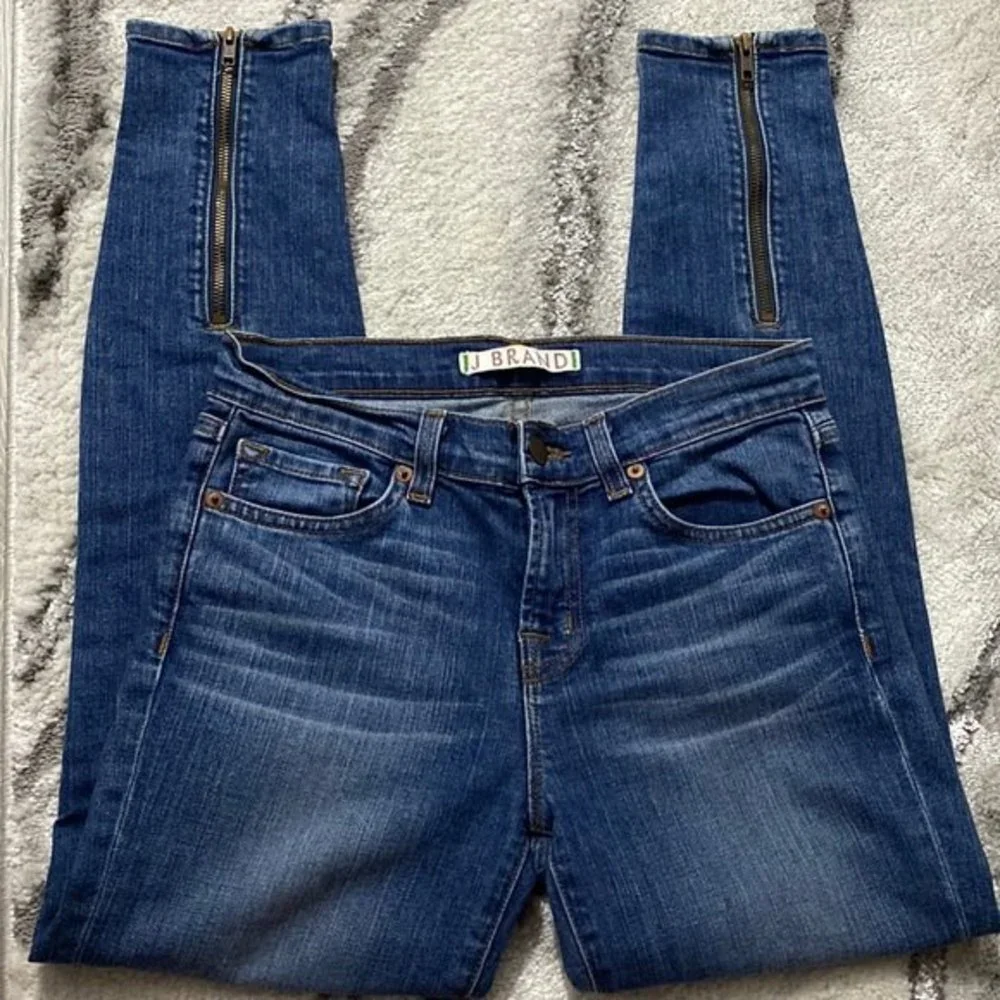 J BRAND Jeans Antigua Cropped Jeans Size 26 Zipper Back Summer Y2K Capri